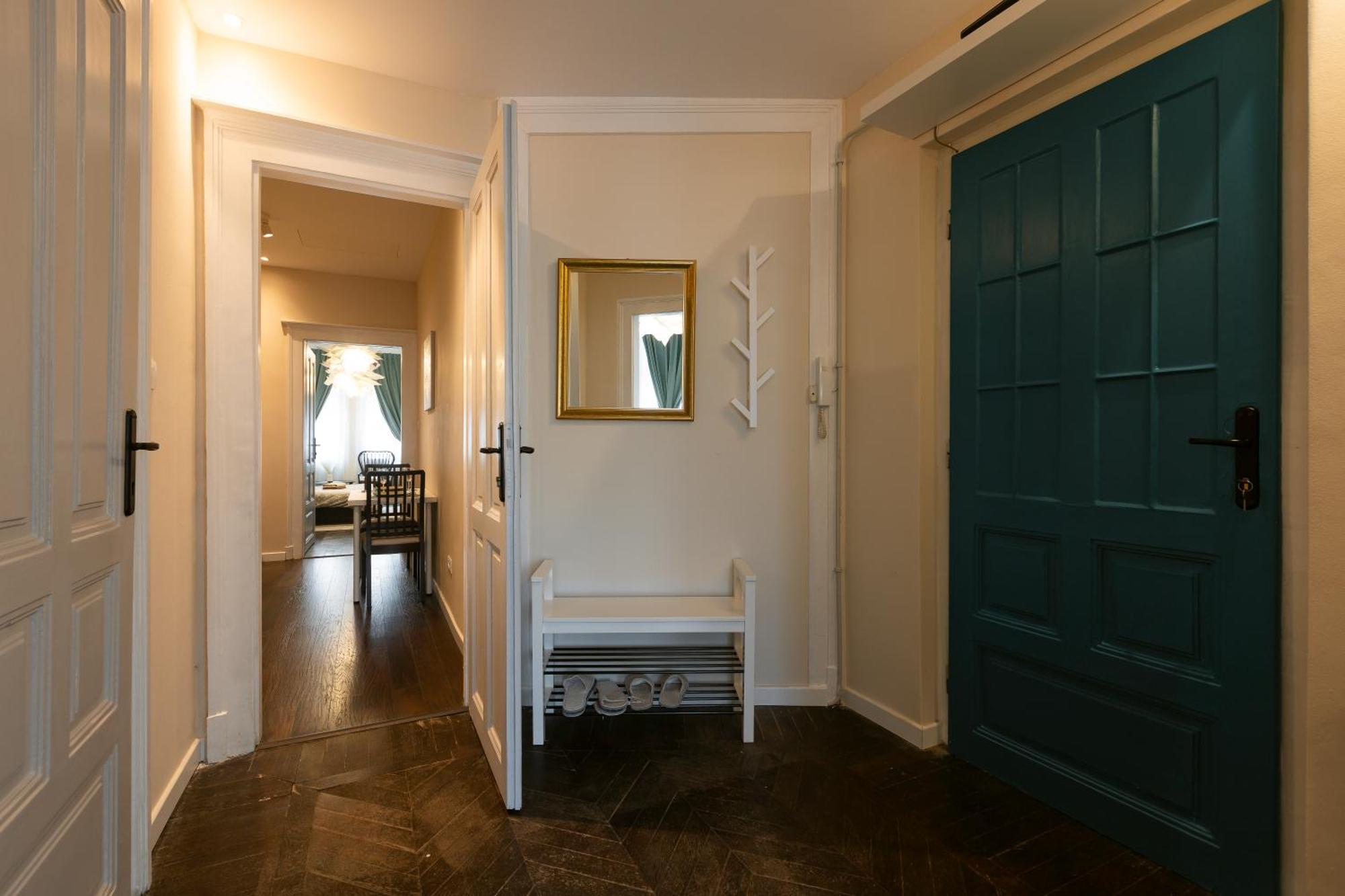Central Charm - 2Br Apartment Тимишоара Экстерьер фото