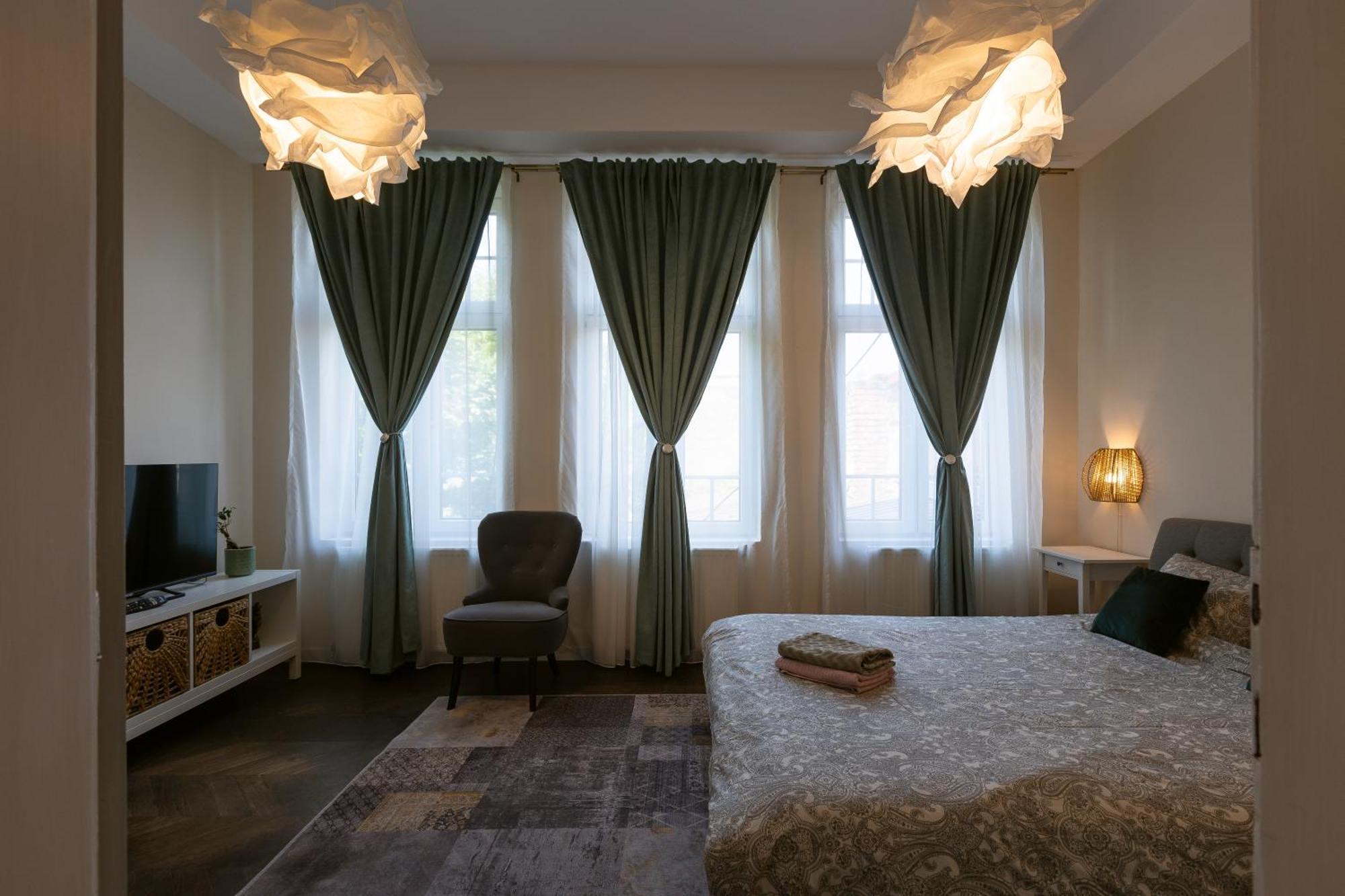 Central Charm - 2Br Apartment Тимишоара Экстерьер фото