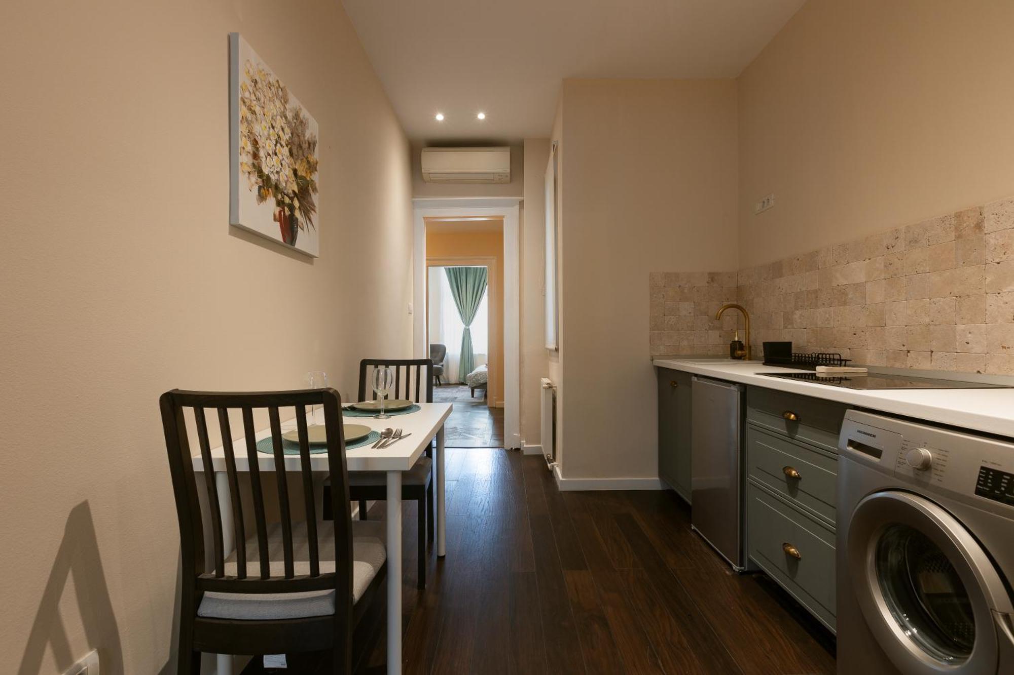 Central Charm - 2Br Apartment Тимишоара Экстерьер фото
