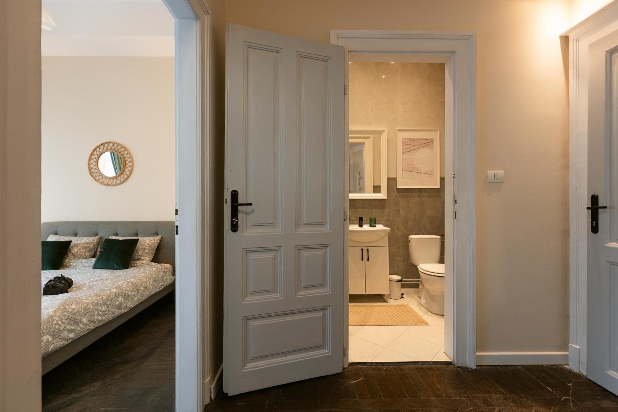 Central Charm - 2Br Apartment Тимишоара Экстерьер фото