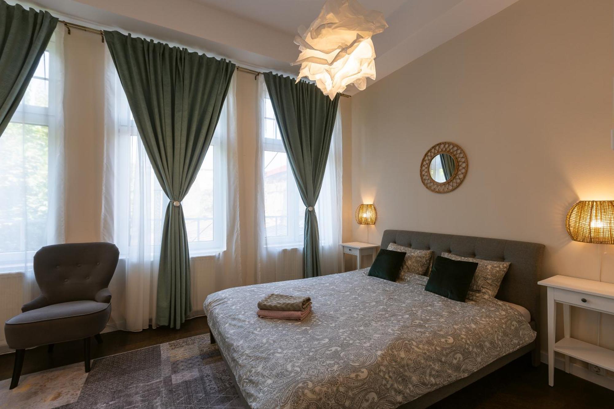 Central Charm - 2Br Apartment Тимишоара Экстерьер фото